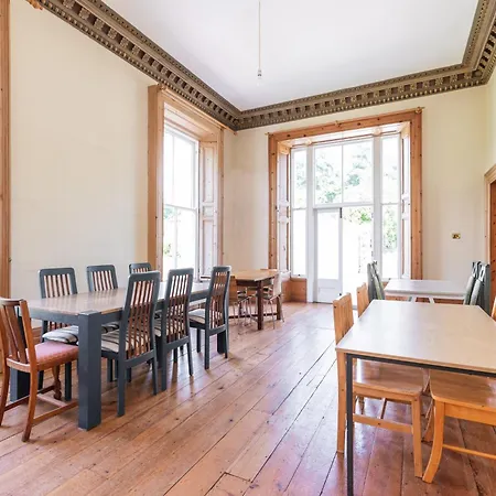 Montebello House Gasthof