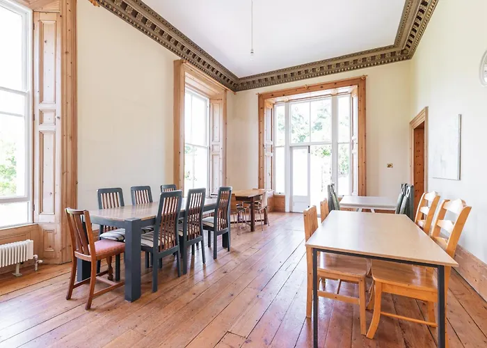 Montebello House ゲストハウス