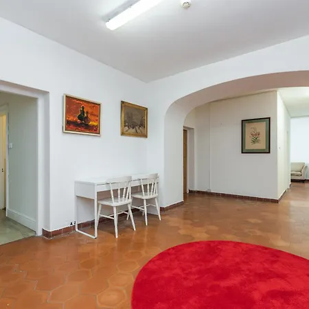 Montebello House Dublino