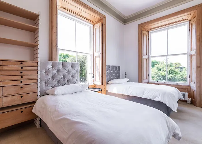 招待所 Montebello House *