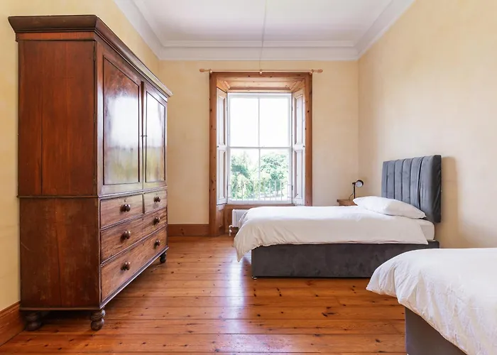 Montebello House 招待所